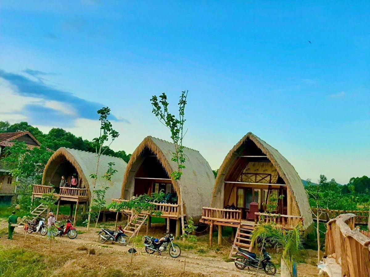 Rice Straw Green Lodge- Resort Quan Tom 外观 照片