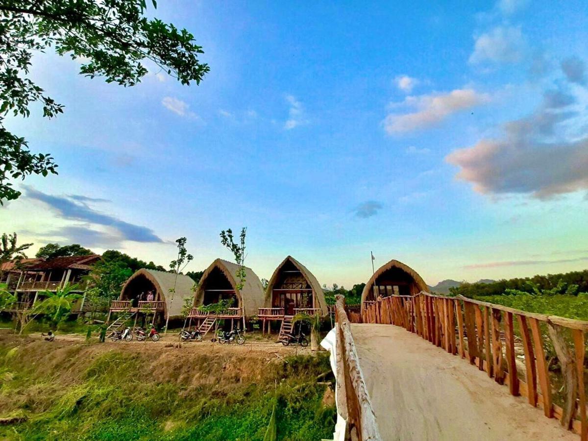 Rice Straw Green Lodge- Resort Quan Tom 外观 照片