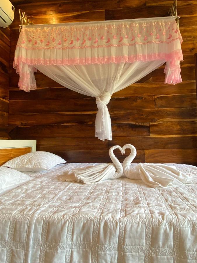 Rice Straw Green Lodge- Resort Quan Tom 外观 照片